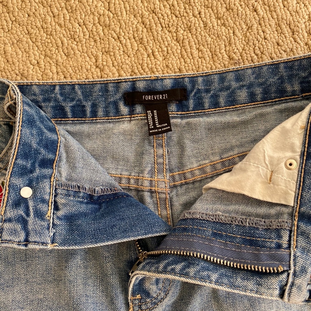 FOREVER 21 Floral Mini Denim Skirt - Picture 5 of 5
